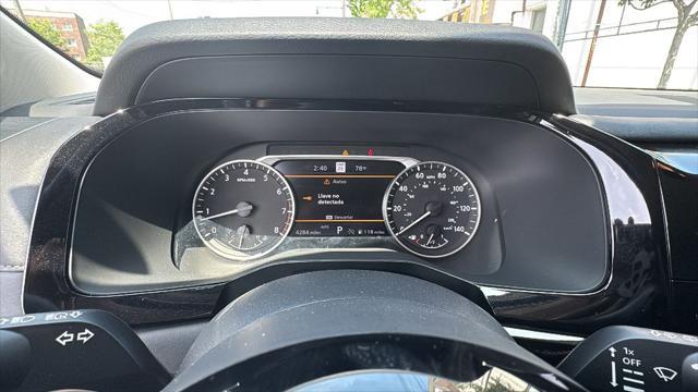 2025 Nissan Pathfinder SL