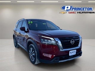 2025 Nissan Pathfinder with Scarlet Ember Tintcoat Exterior