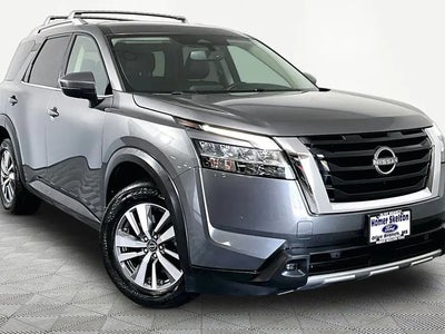 2022 Nissan Pathfinder AWD SL 4DR SUV
