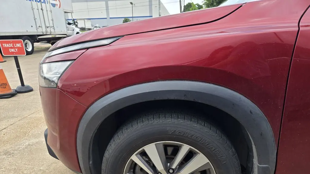 2022 Nissan Pathfinder SL
