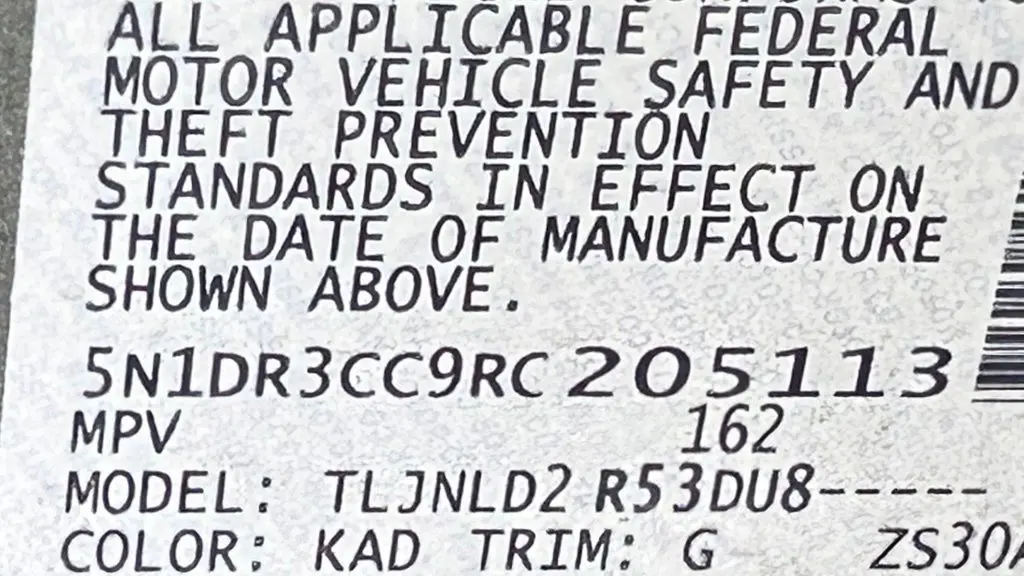 2024 Nissan Pathfinder SL
