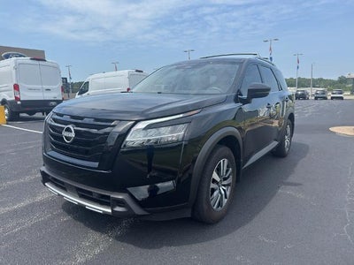 2024 Nissan Pathfinder AWD SL 4DR SUV