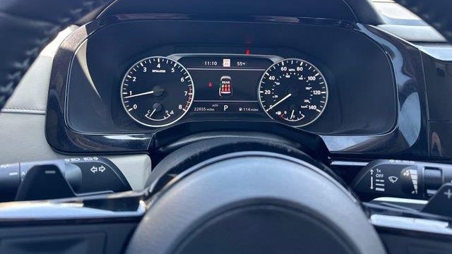 2024 Nissan Pathfinder SL