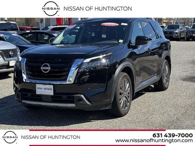 2025 Nissan Pathfinder AWD SL 4DR SUV
