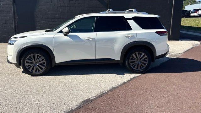 Preowned 2024 Nissan Pathfinder SL for Sale