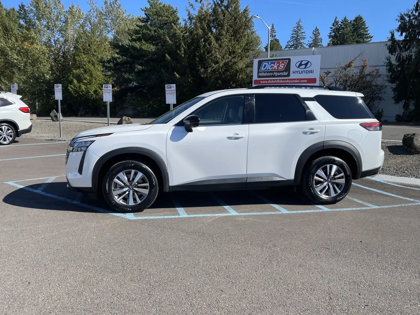 2026 Nissan Pathfinder - $38,990