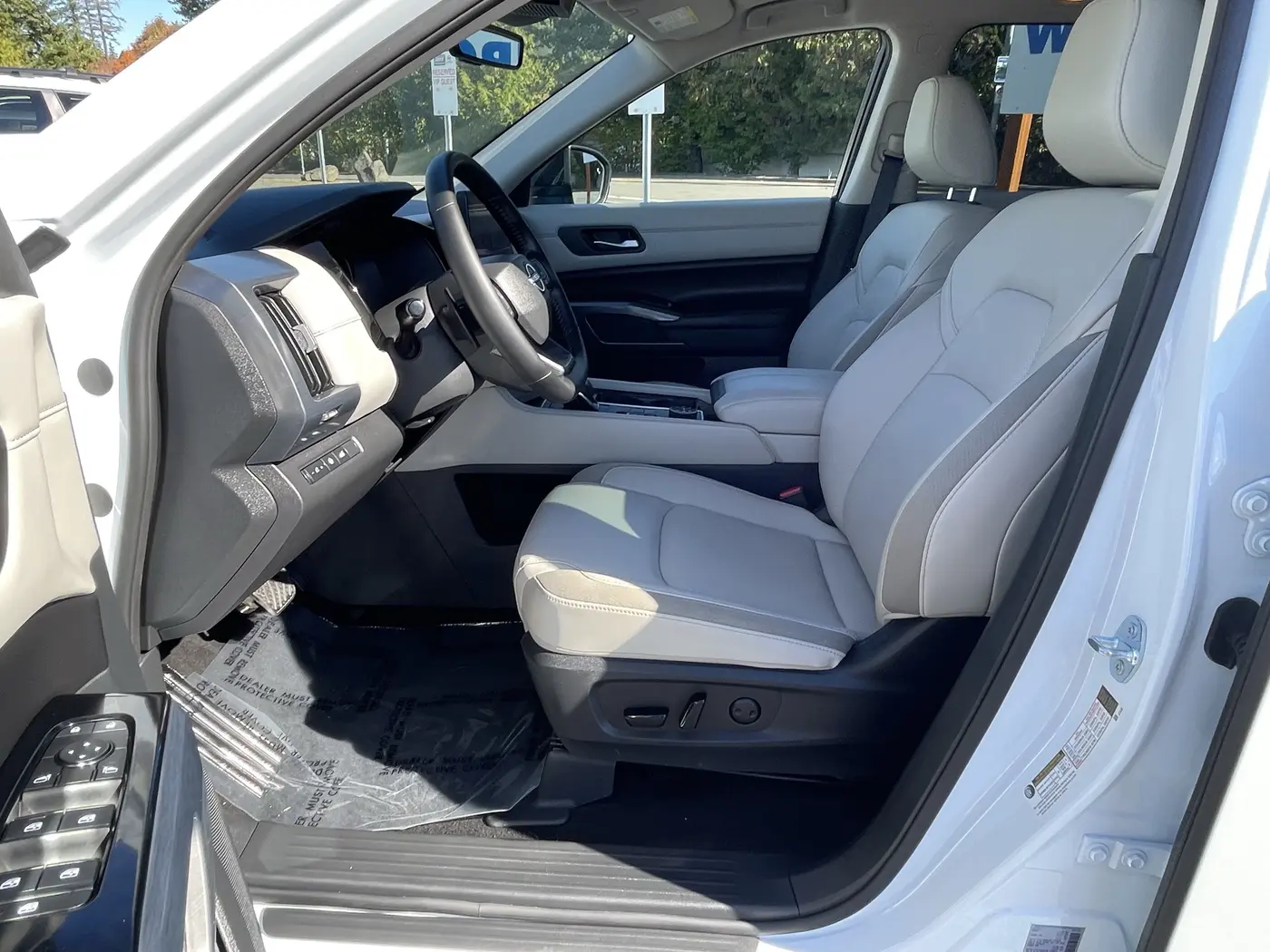 2026 Nissan Pathfinder - $38,990
