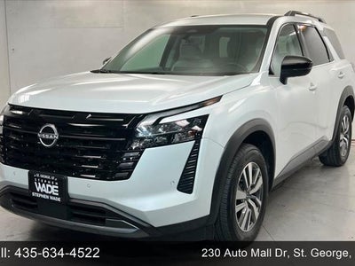 Photo of a 2026 Nissan Pathfinder AWD SL 4DR SUV for sale