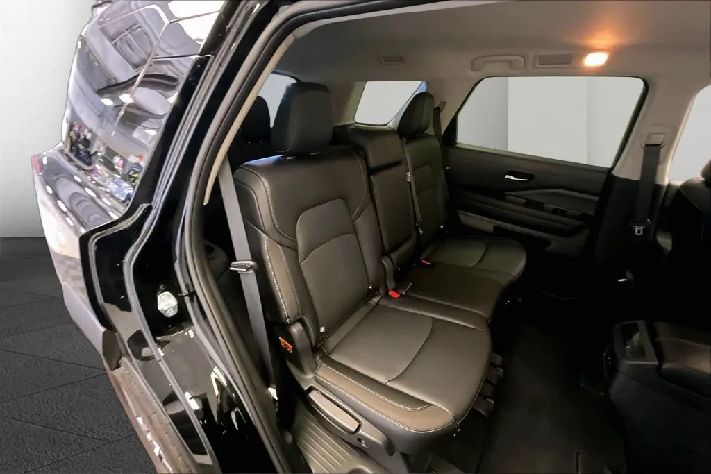 2026 Nissan Pathfinder - $37,988