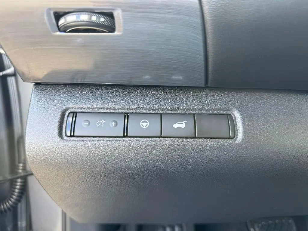 2026 Nissan Pathfinder - $39,995