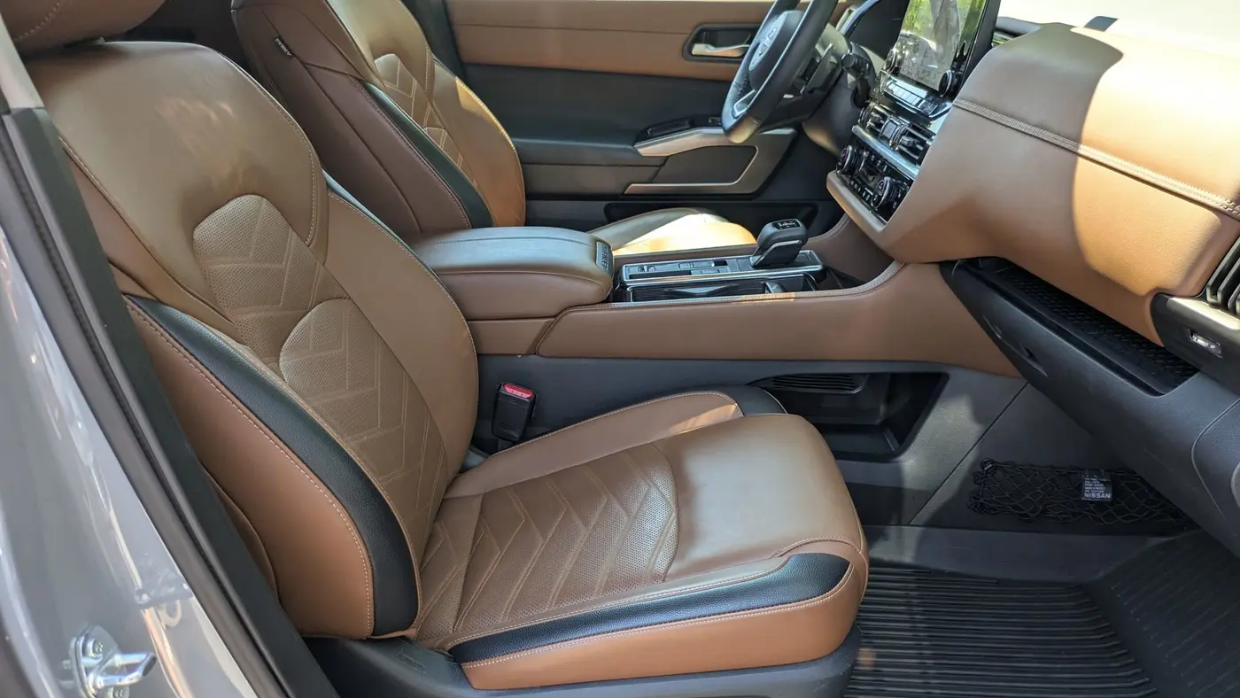 2024 Nissan Pathfinder Platinum