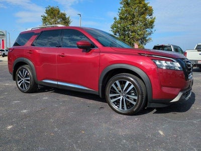 2024 Nissan Pathfinder Platinum 4DR SUV