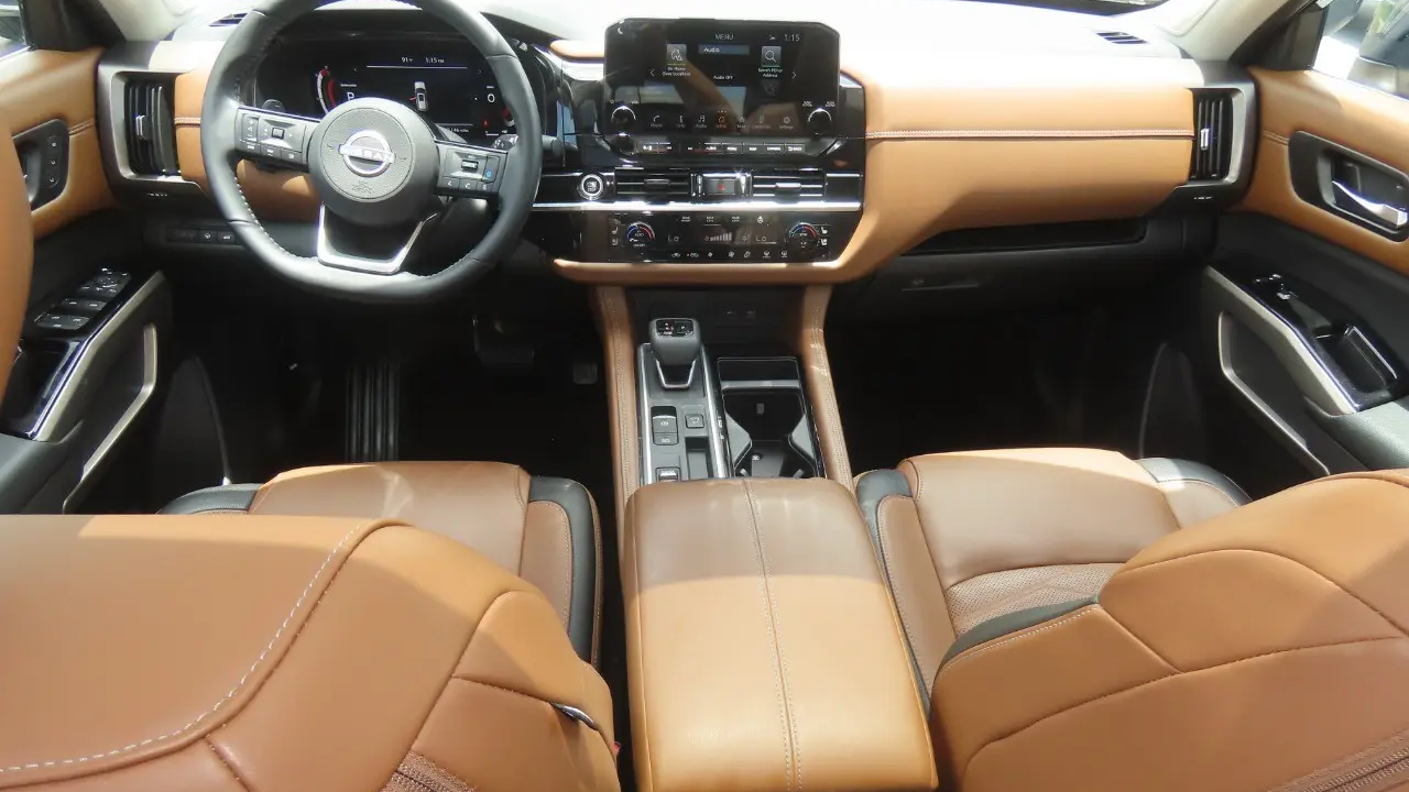 2023 Nissan Pathfinder Platinum