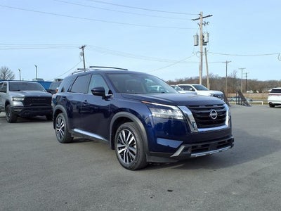 2024 Nissan Pathfinder Platinum 4DR SUV