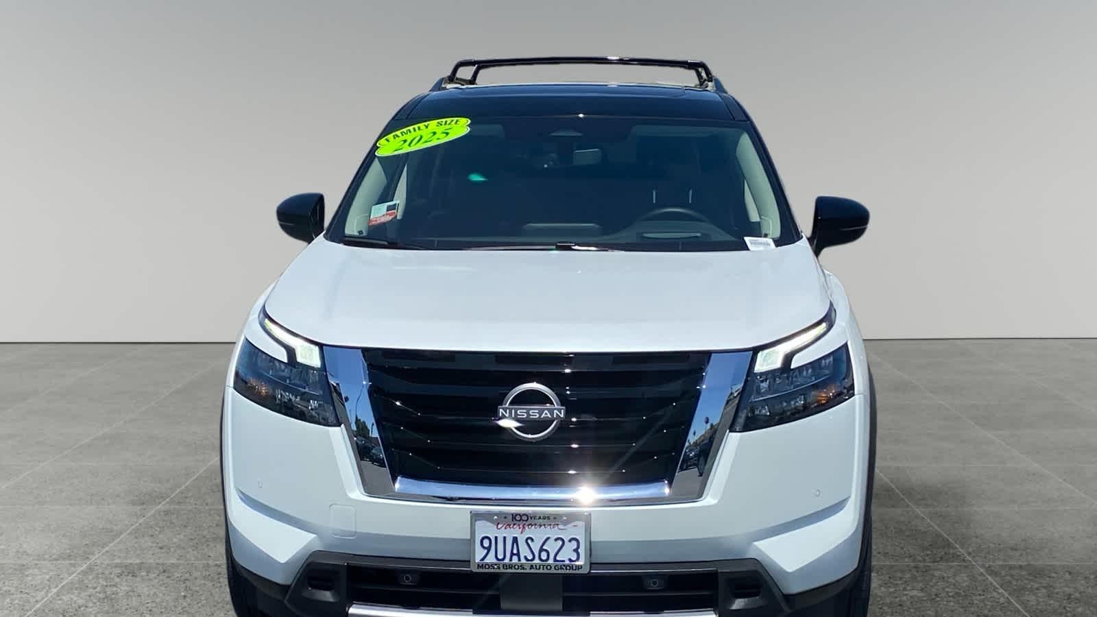 2025 Nissan Pathfinder Platinum