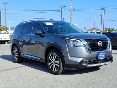 2023 Nissan Pathfinder Platinum 4DR SUV