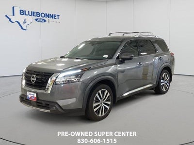 2022 Nissan Pathfinder Platinum 4DR SUV