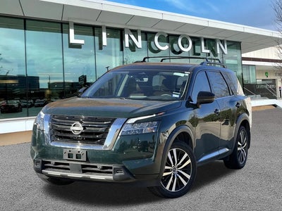 2024 Nissan Pathfinder Platinum 4DR SUV
