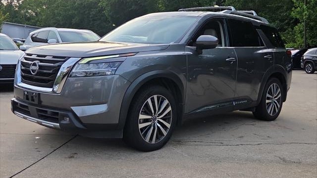 2022 Nissan Pathfinder Platinum