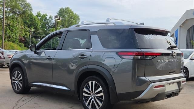 2022 Nissan Pathfinder Platinum