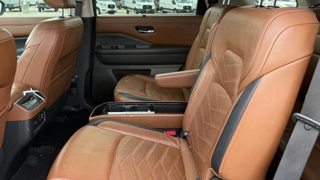 2022 Nissan Pathfinder Platinum