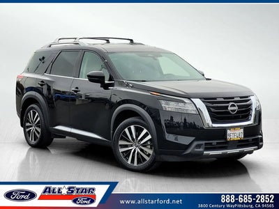 2023 Nissan Pathfinder Platinum 4DR SUV