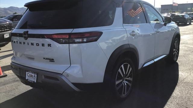2023 Nissan Pathfinder Platinum