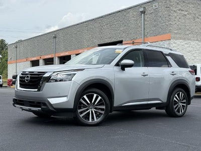 2025 Nissan Pathfinder AWD Platinum 4DR SUV
