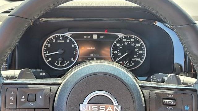 2023 Nissan Pathfinder Platinum