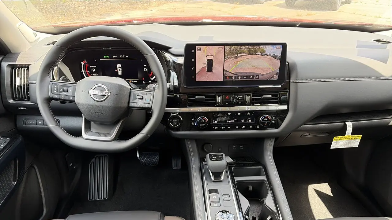 2026 Nissan Pathfinder Platinum