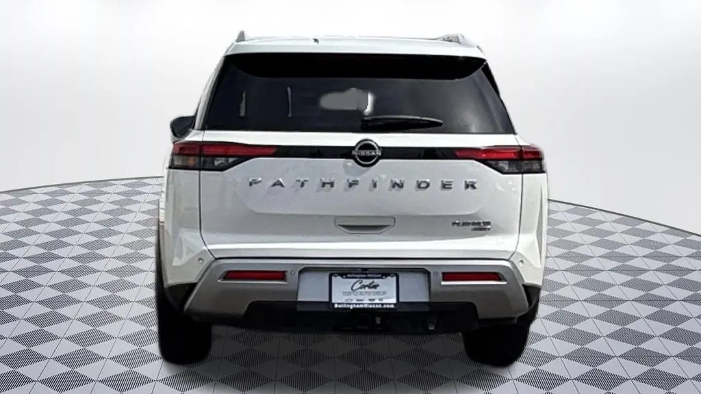 2023 Nissan Pathfinder Platinum