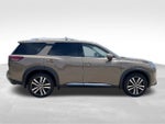 2025 Pathfinder Thumbnail 9