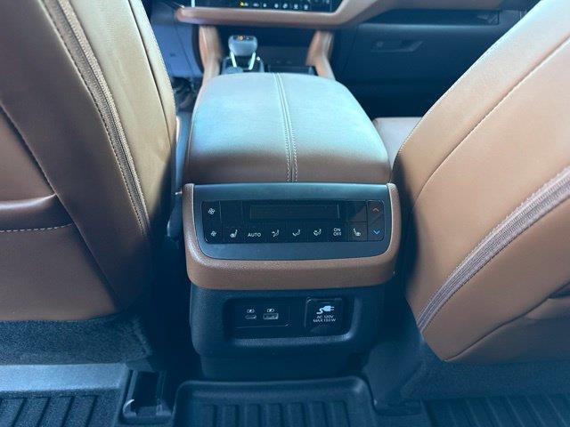 2025 Nissan Pathfinder - $40,098