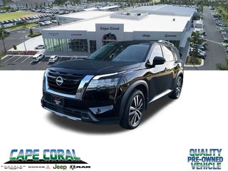 2023 Nissan Pathfinder with Super Black Exterior