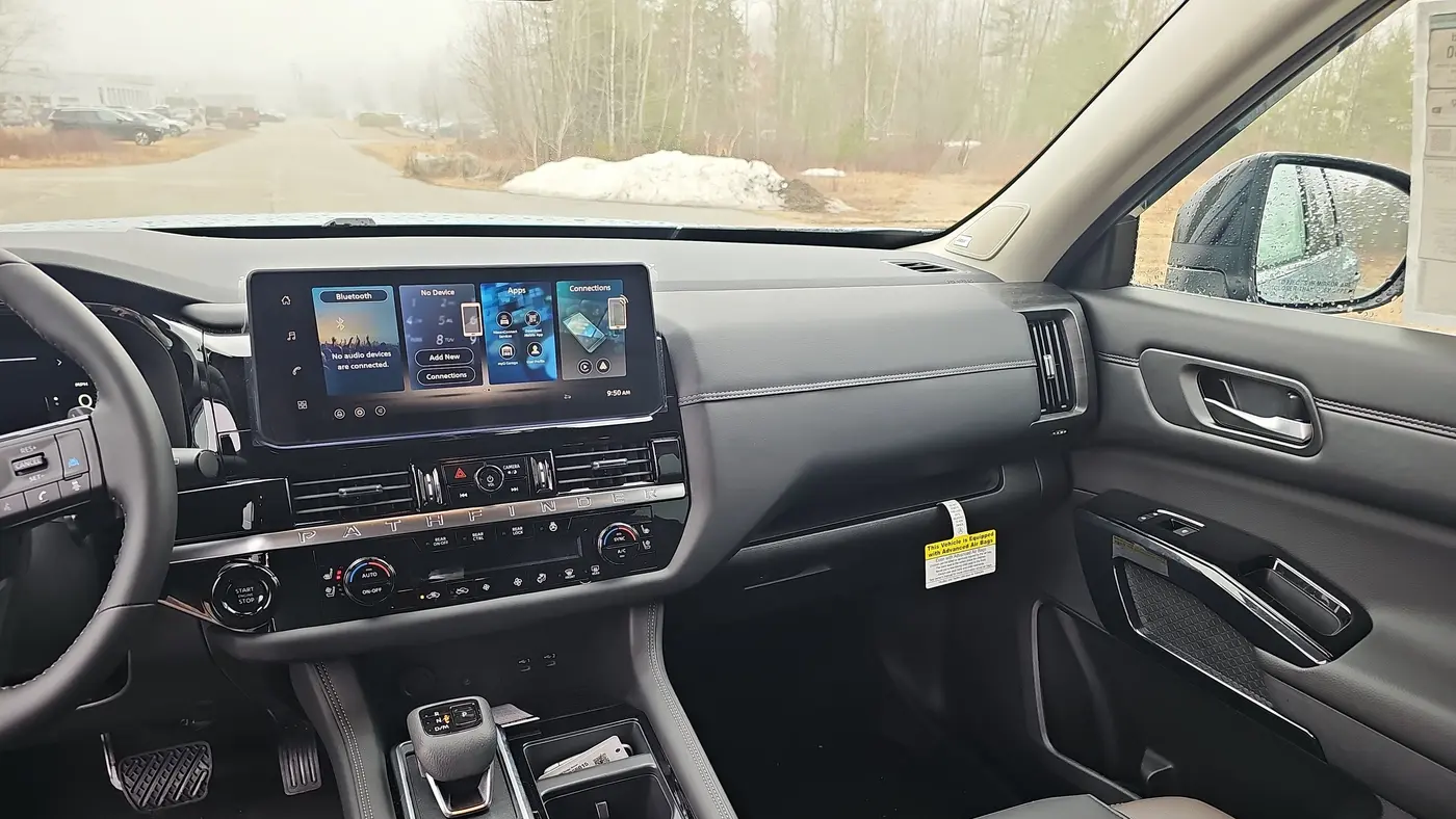 2026 Nissan Pathfinder Platinum