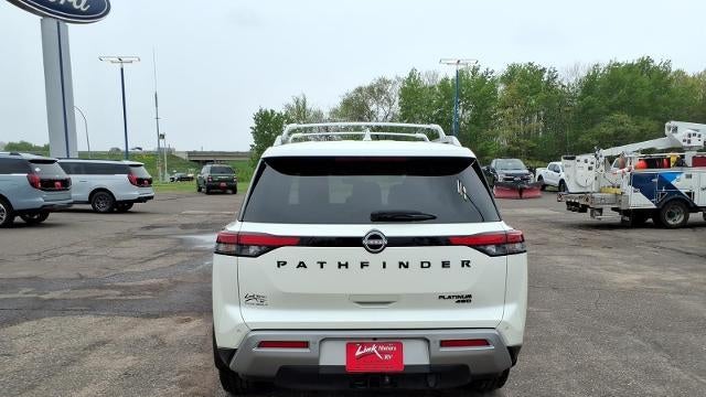 2023 Nissan Pathfinder Platinum