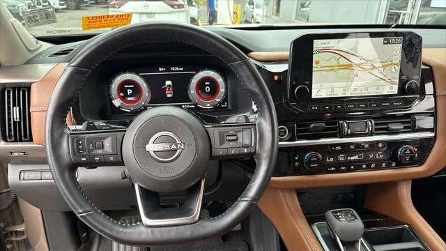 2023 Nissan Pathfinder Platinum