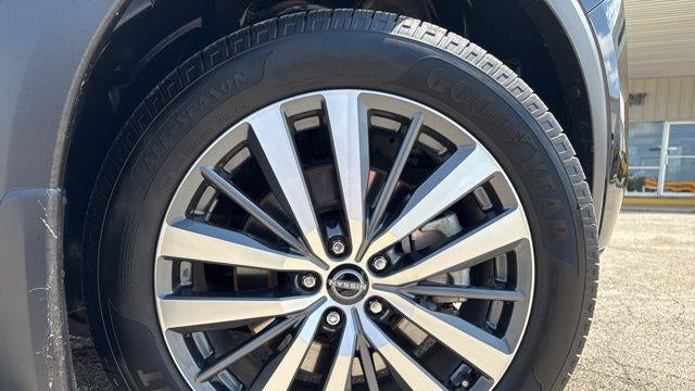 2022 Nissan Pathfinder Platinum