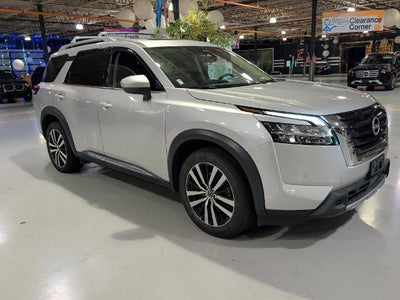 2023 Nissan Pathfinder AWD Platinum 4DR SUV