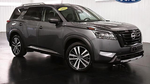 Preowned 2025 Nissan Pathfinder Platinum for Sale