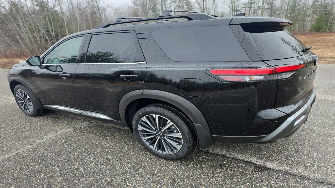 2026 Nissan Pathfinder Platinum