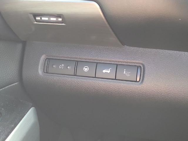 2023 Nissan Pathfinder - $28,500