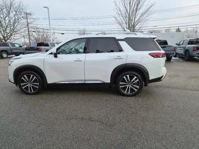 2025 Nissan Pathfinder AWD Platinum 4DR SUV
