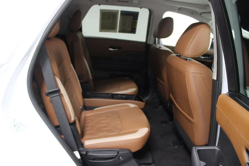 2026 Nissan Pathfinder - $46,598