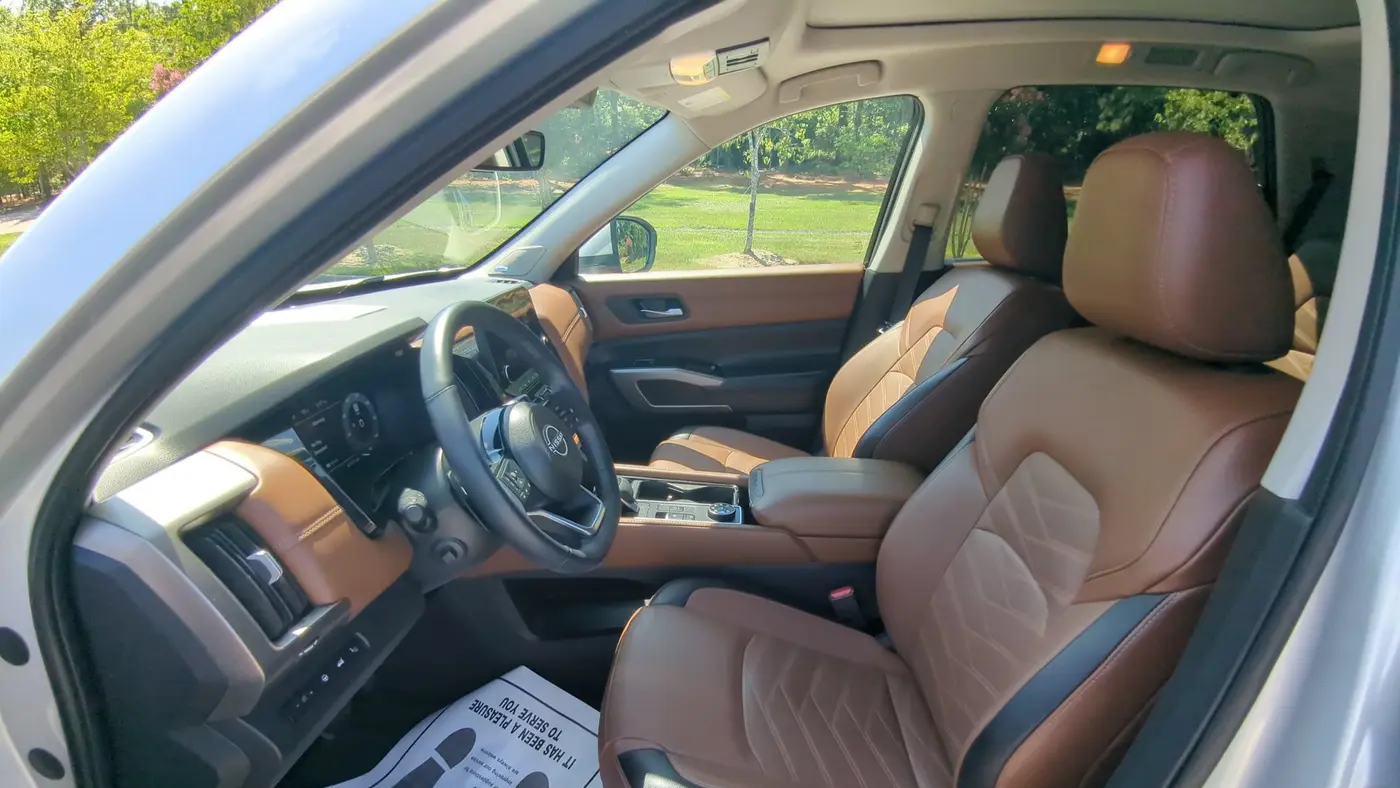 2024 Nissan Pathfinder Platinum