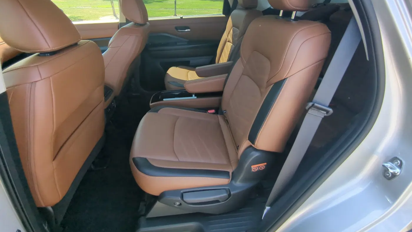 2024 Nissan Pathfinder Platinum