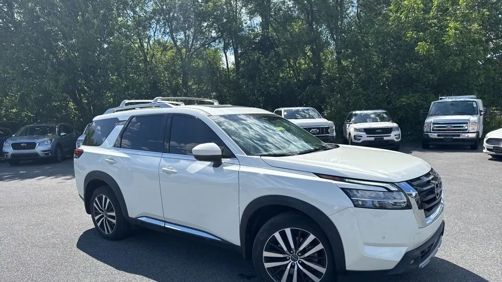 Preowned 2024 Nissan Pathfinder Platinum for Sale