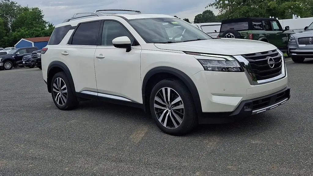 Preowned 2024 Nissan Pathfinder Platinum for Sale