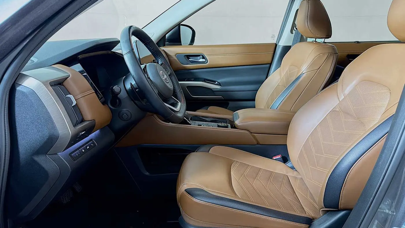 2024 Nissan Pathfinder Platinum
