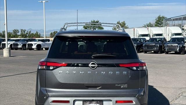 2022 Nissan Pathfinder Platinum